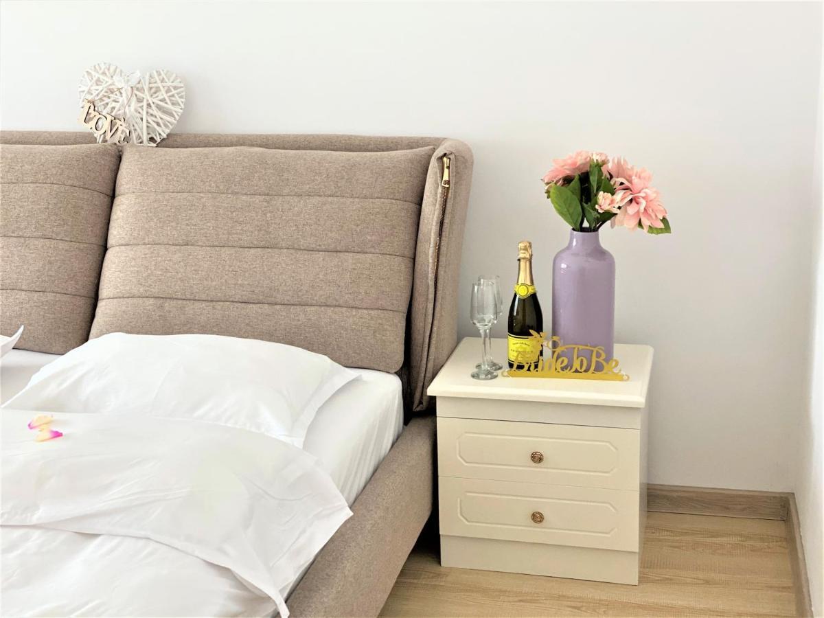 בוקרשט Le Blanc Aparthotel מראה חיצוני תמונה